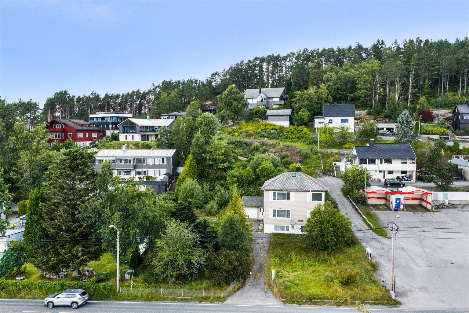 Velkommen til Borgundvegen 537 presentert av Eiendomsmegler Camilla Christensen og Geir Kristian Ødegård
Foto: Geir Srisoi