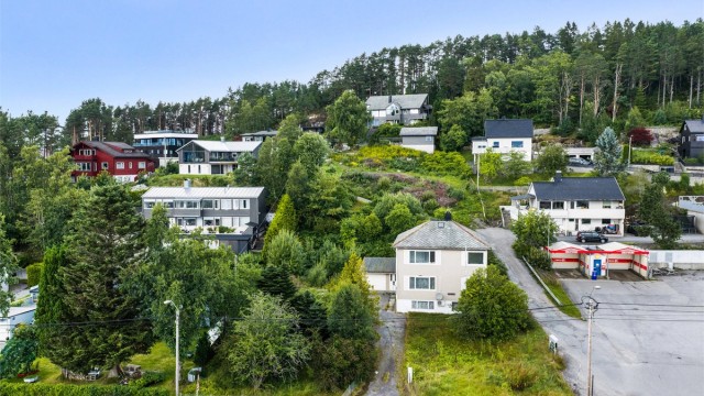 Velkommen til Borgundvegen 537 presentert av Eiendomsmegler Camilla Christensen og Geir Kristian Ødegård
Foto: Geir Srisoi
