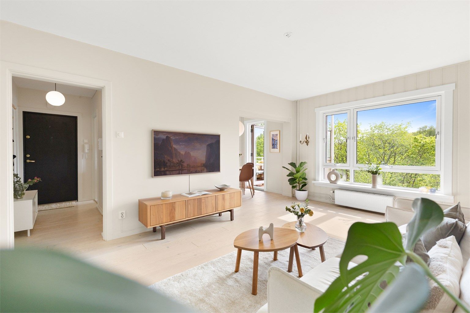 En flott 3-romsleilighet holdt i stilrene og tiltalende nyanser!