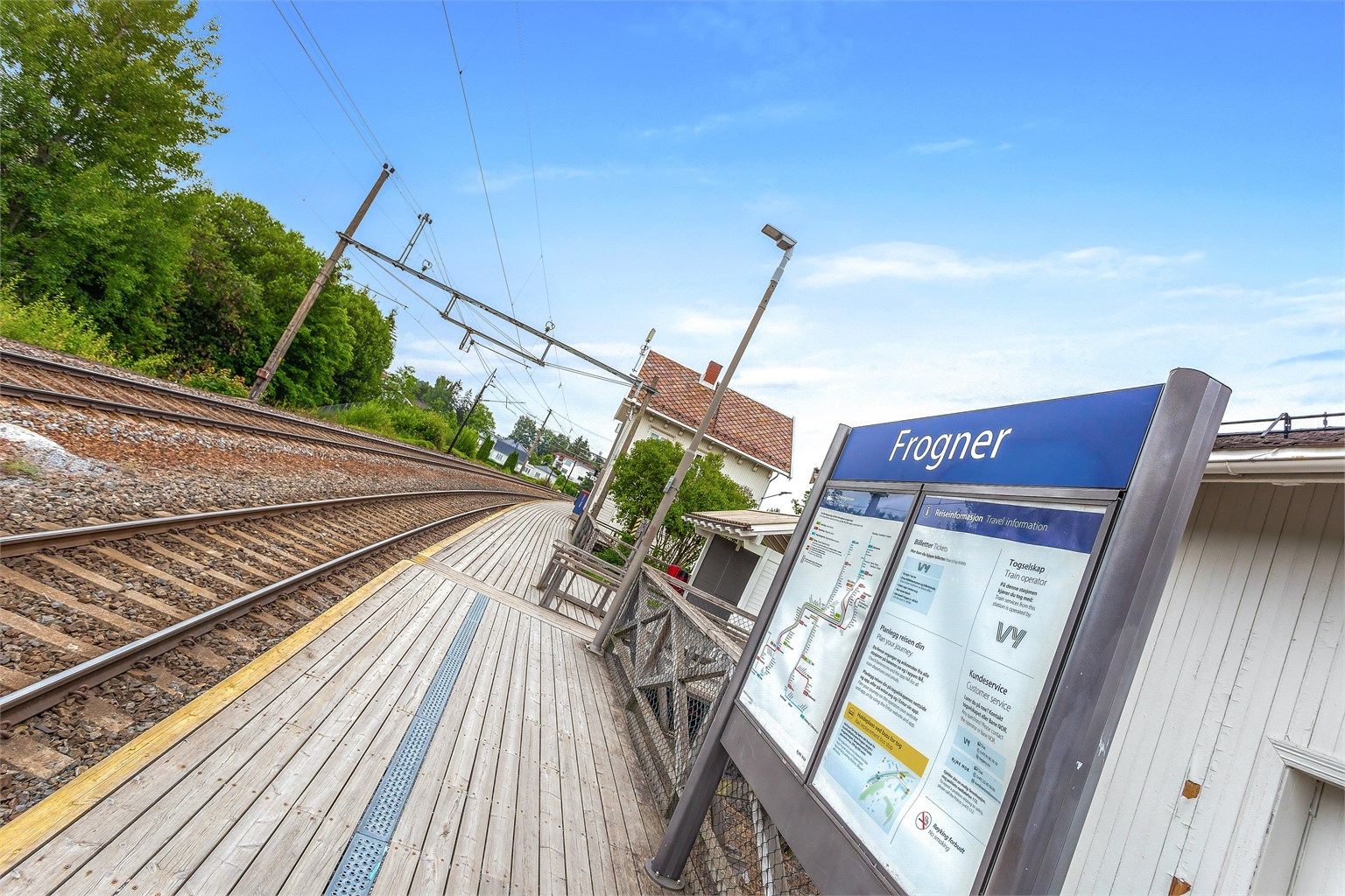 Fra Frogner stasjon tar toget deg til Oslo S på rundt 20 minutter.