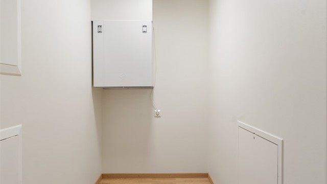 Praktisk innvendig bod hvor også leilighetens ventilasjonsanlegg er plassert.