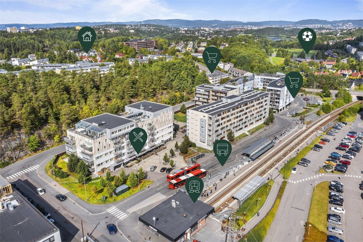 Skullerud T-banestasjon er en kort spasertur unna, noe som gir en effektiv reisevei til Oslo sentrum.