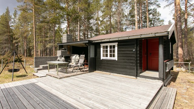 Annekset fra 1982 inneholder soverom og toalettrom.
