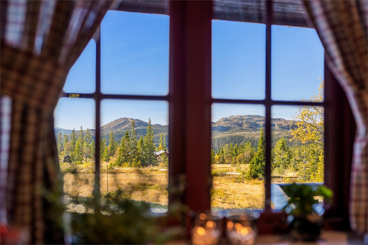 Her har du umiddelbar nærhet til vakker natur og turområder i høyfjellet.