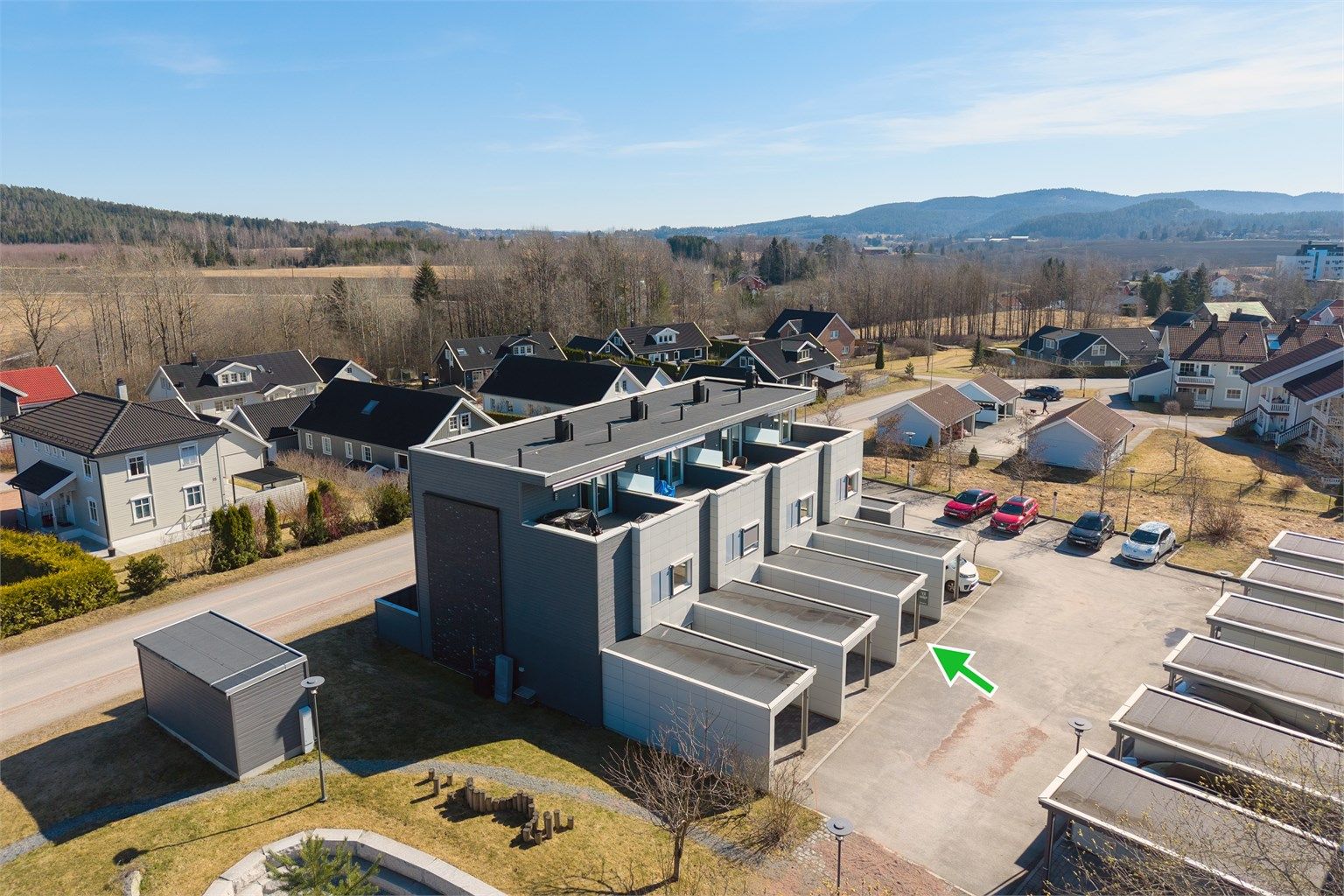 Herlig takterrasse - Meget solrikt og sentralt 