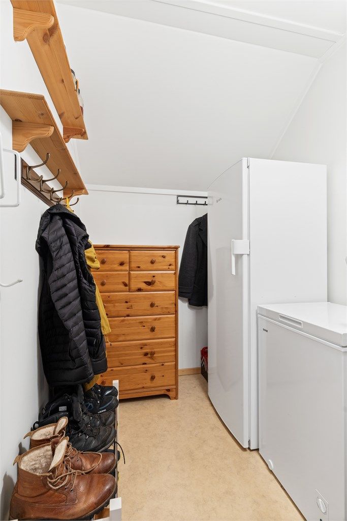 Leiligheten har en praktisk innvendig bod, i tillegg til en ekstern bod på 5 m².