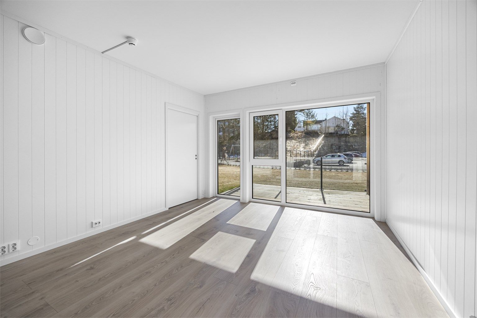 Leiligheten har vannbåren varme i gulv i stue, kjøkken, entré og på bad.

Foto: Hallvard Rimereit