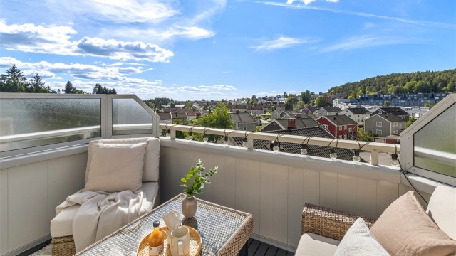 Her kan du nyte solen store deler av dagen