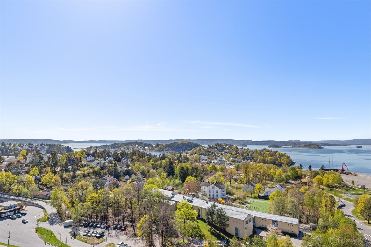 Her bor du med umiddelbar nærhet til sjøen, Ekeberg og flotte turområder.
