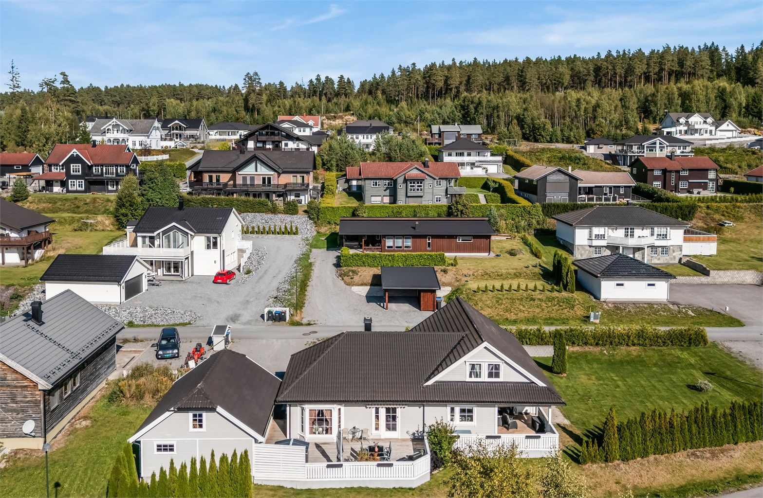 Velkommen til visning! Husk visningspåmelding og laste ned salgsoppgaven før visning.
