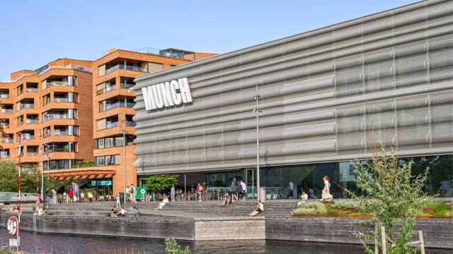 Fjordbyen har vært i stor utvikling den senere tiden, og er i dag godt på vei med etablerte og rolige boligområder, fjorden og byen side om side.