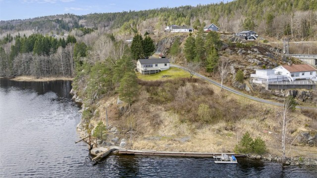 Lekker beliggenhet, ca. 10 minutter fra Tvedestrand sentrum.