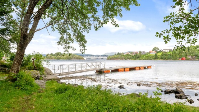 Gode muligheter for rekreasjon og friluftsliv i umiddelbar nærhet.