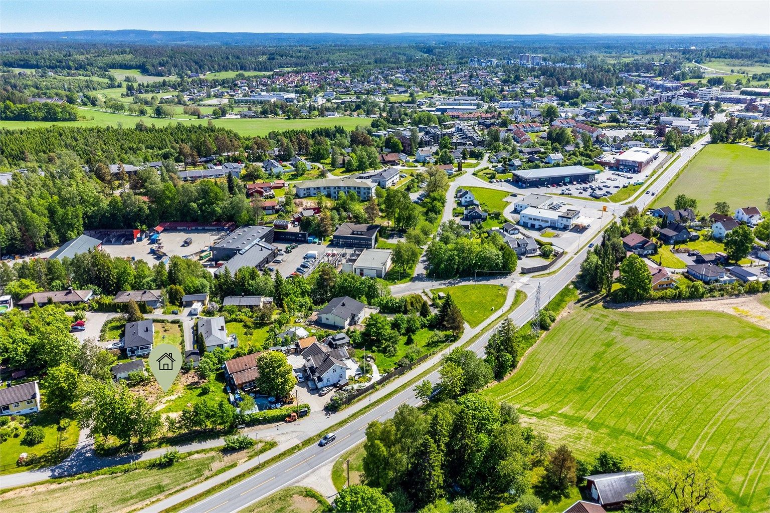 Denne tomten er en spennende mulighet i et ellers veletablert boligområde, sentralt i Vestby. Tog til/fra Oslo tar kun 24 minutter.