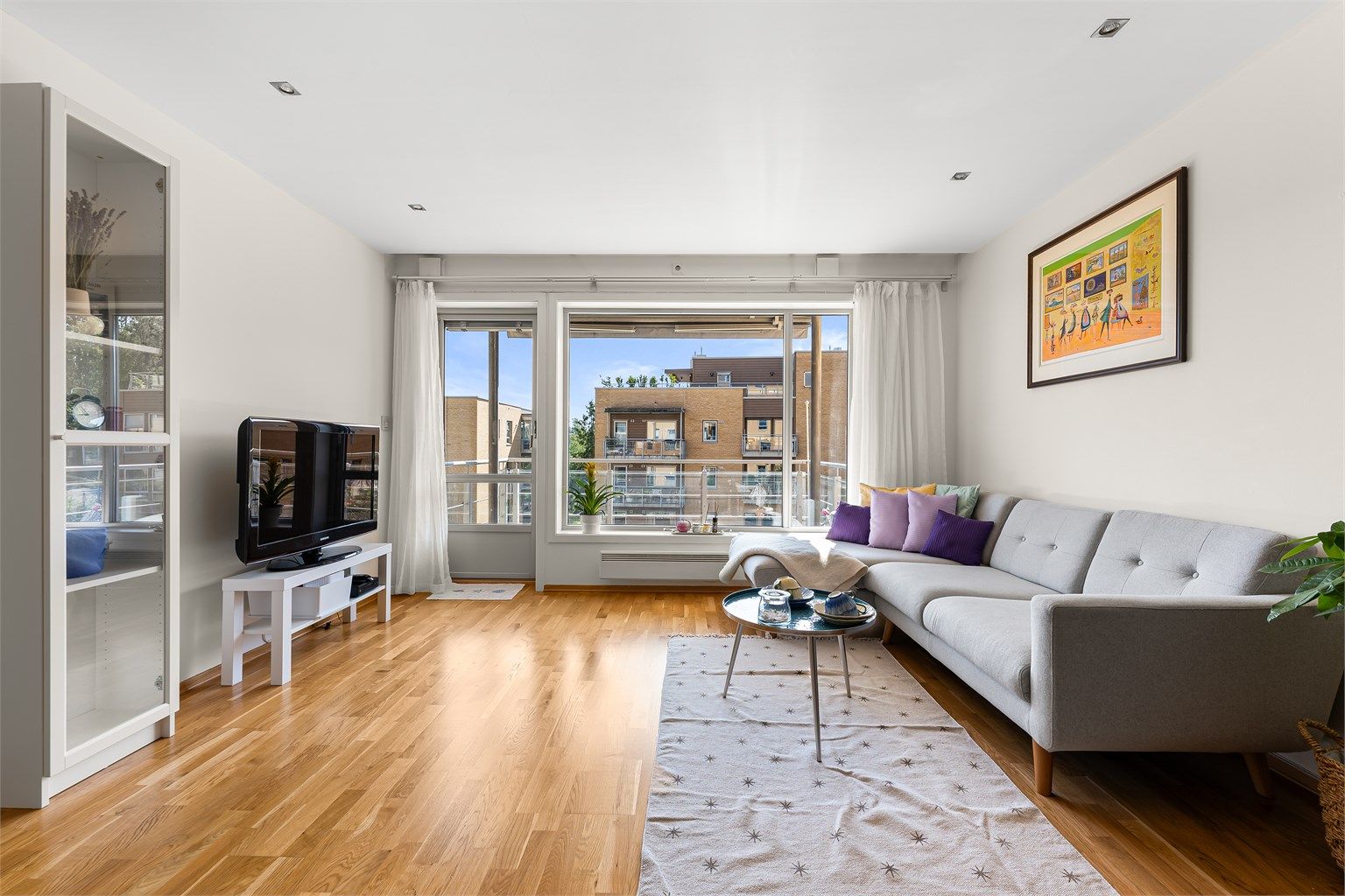 Velkommen til Billingstadlia 10 presentert av Eiendomsmegler Kristoffer Stormfelt!