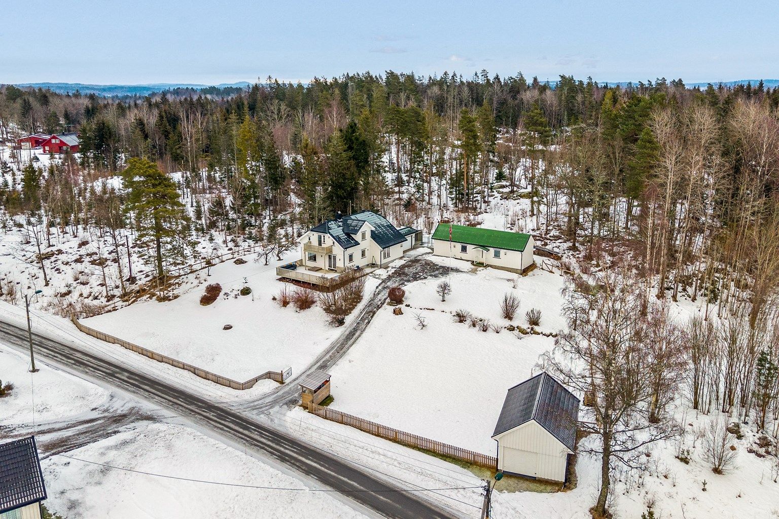 Velkommen til Skinmoveien 482! Presentert av Eirik Varmo v/Eiendomsmegler Krogsveen 