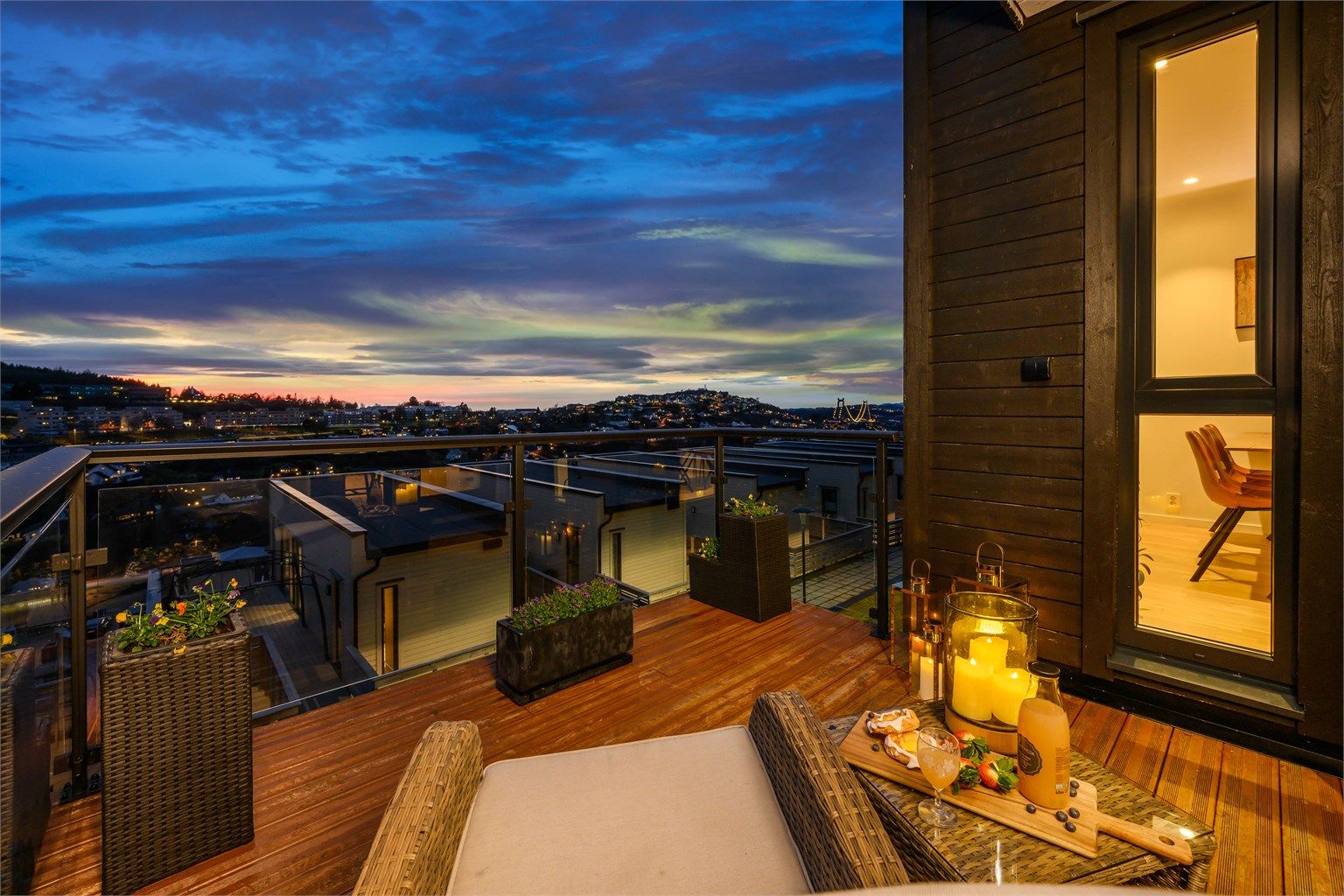 Lekkert rekkehus med fantastisk utsikt og kveldssol. 