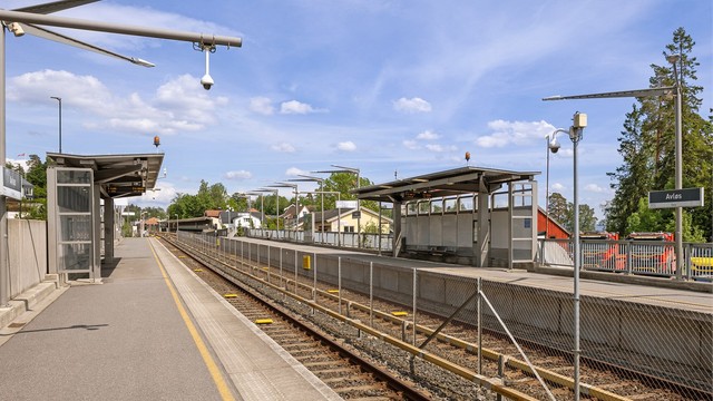 Avløs t-banestasjon ligger 5 minutter unna