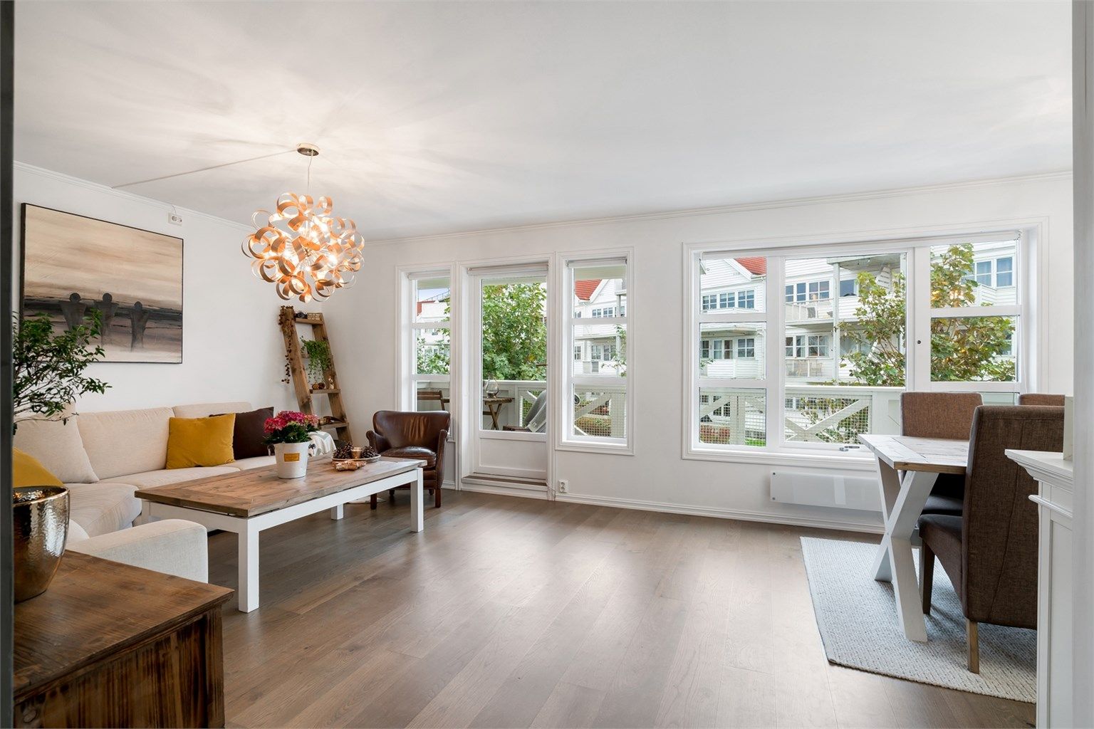 Lene Hviding v/Krogsveen eiendom har gleden av å presentere Grasholmbryggå 35 B.