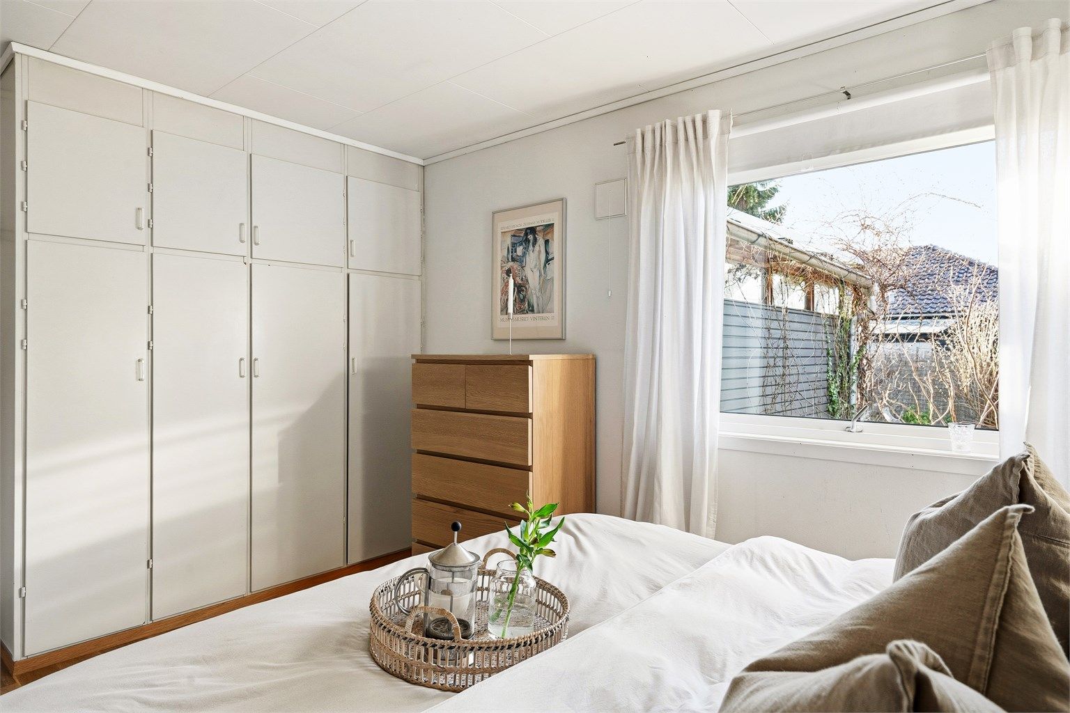 Hovedsoverom med god skapplass.