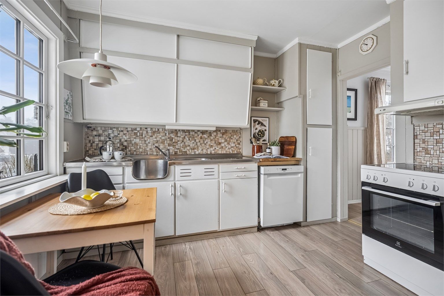 De moderne kjøkkeninnredningene fra 1960-tallet var både gjennomtenkte og stilrene, og er i dag ettertraktet på bruktmarkedet.