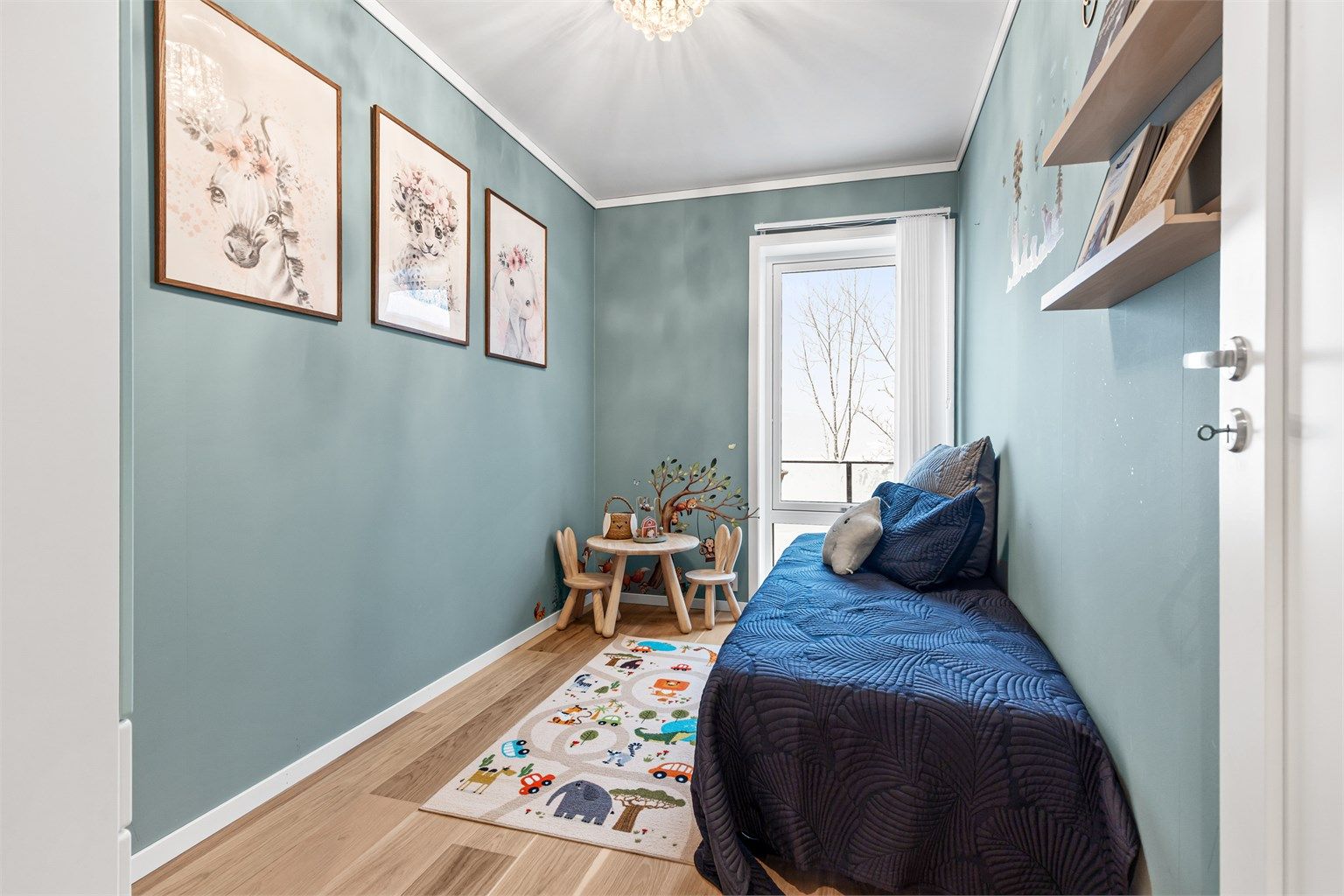 De 2 andre soverommene passer godt som gjesterom, barnerom eller kontor.