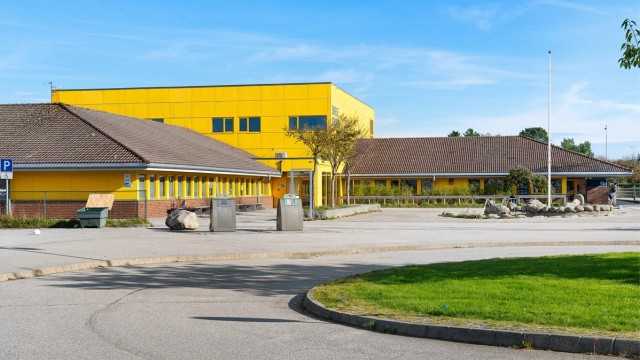 Her har man barnehage og skole rett i nabolaget