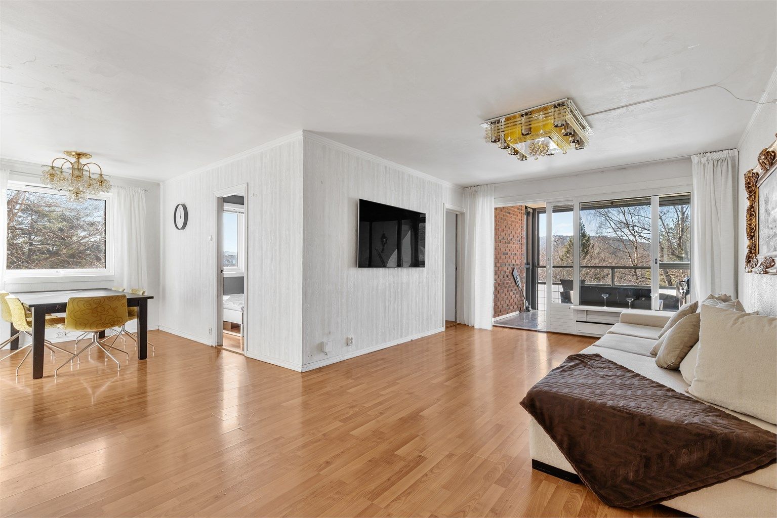 Robin Lauritzen v/ Krogsveen ønsker velkommen til Harald Sohlbergs Vei 26!