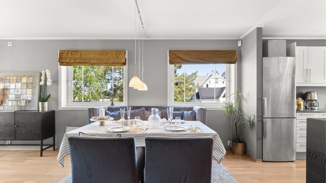 Den gjennomtenkte planløsningen gjør det enkelt å møblere etter eget ønske.