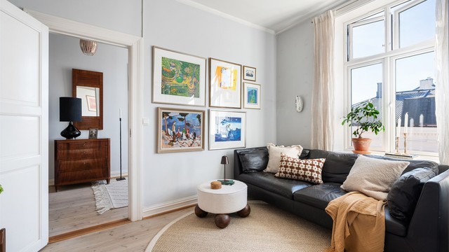 Leiligheten har to stuer, noe som gir en fleksibel planløsning. Denne egner seg ypperlig som en adskilt TV-stue eller bibliotek.