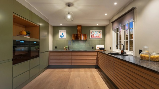 Boligen er påkostet med store og omfattende oppgraderinger i perioden 2014 til 2023