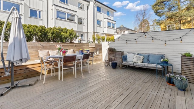 Stor terrasse