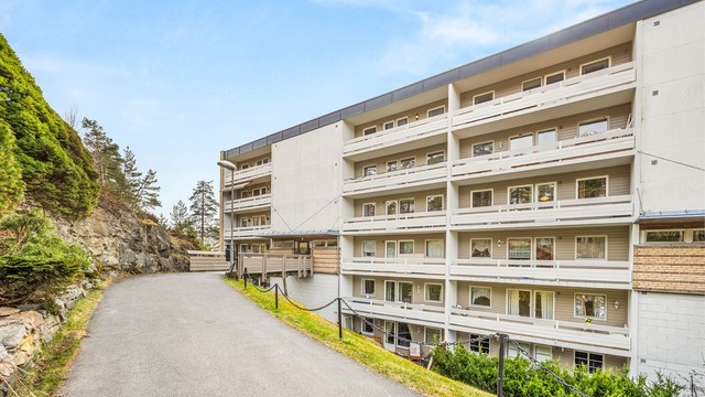 Vestliskaret Sameie består av 126 boligseksjoner og ligger i et rolig område uten gjennomgangstrafikk.