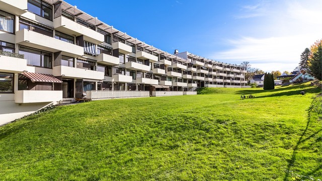 Kastellet Borettslag ble oppført i 1968 og ligger i et etablert boligområde.