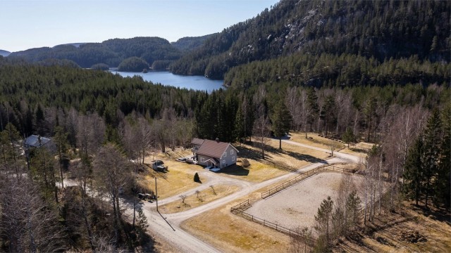 Krogsveen v/ Ender Hajdaraj presenterer Hantovegen 266 og 268! Foto: Danny Twang.