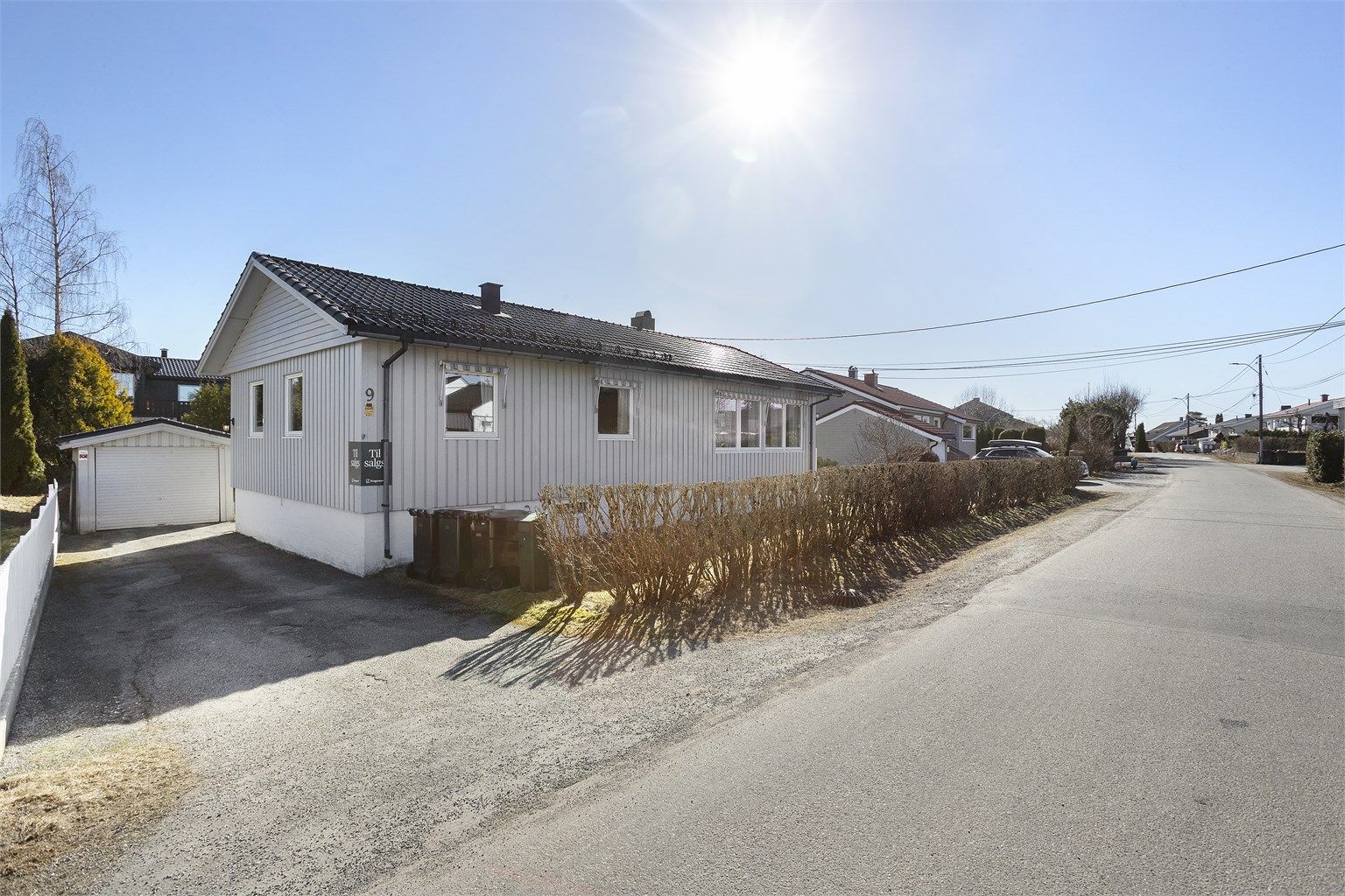 Velkommen til Rådyrveien 9 på solrike Tårnåsen!