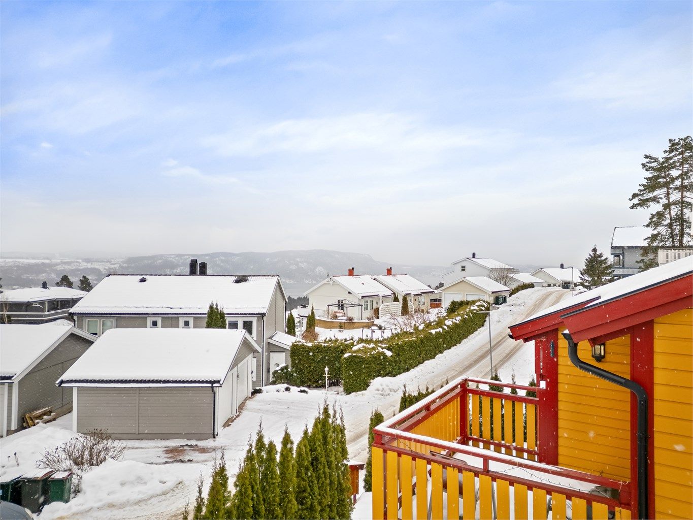 Eiendommen har flott beliggenhet i meget rolig og attraktivt boligområde på Mariås.
Foto: Ole Thorgeir Solheim Thoresen