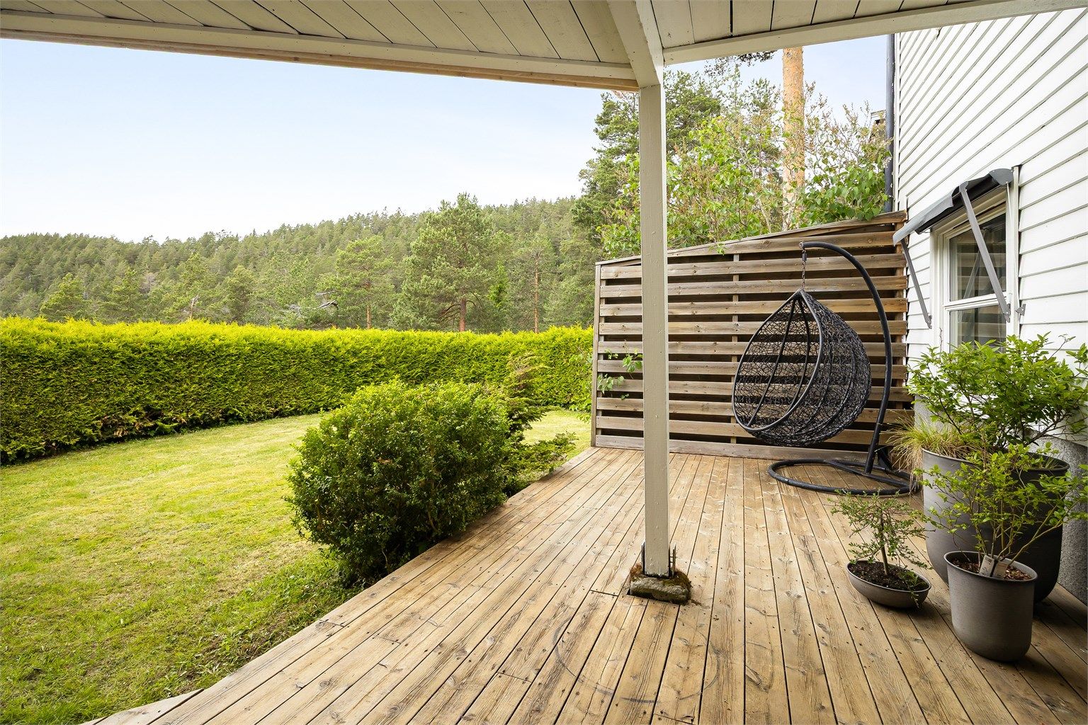 Pent opparbeidet hage med gode solforhold