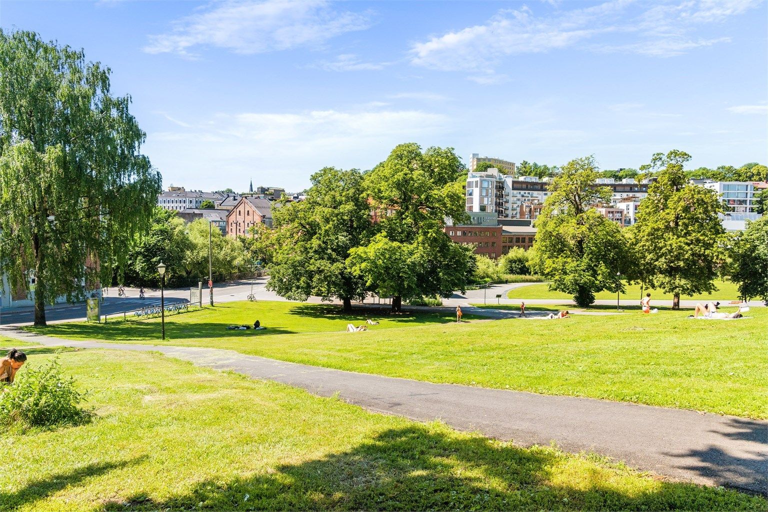 Populære Mathallen og Vulkan er få minutter unna! Her finner du også Nedre Foss park.