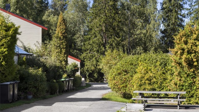 Kort vei til Tussestien og flotte turmuligheter mot Tussetjern og marka.