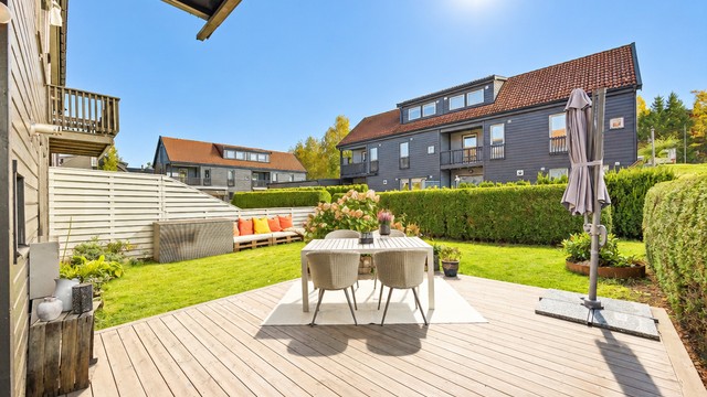 Uteplass med gode solforhold.