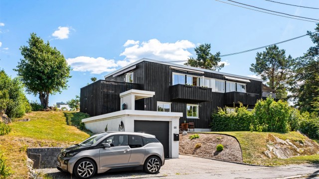 Velkommen til Vestengsvingen 56 - Solrik og meget pen vertikaldelt bolig | Utsikt | Garasje | Barnevennlig | Nærhet til friområde - Foto: Oh Shots