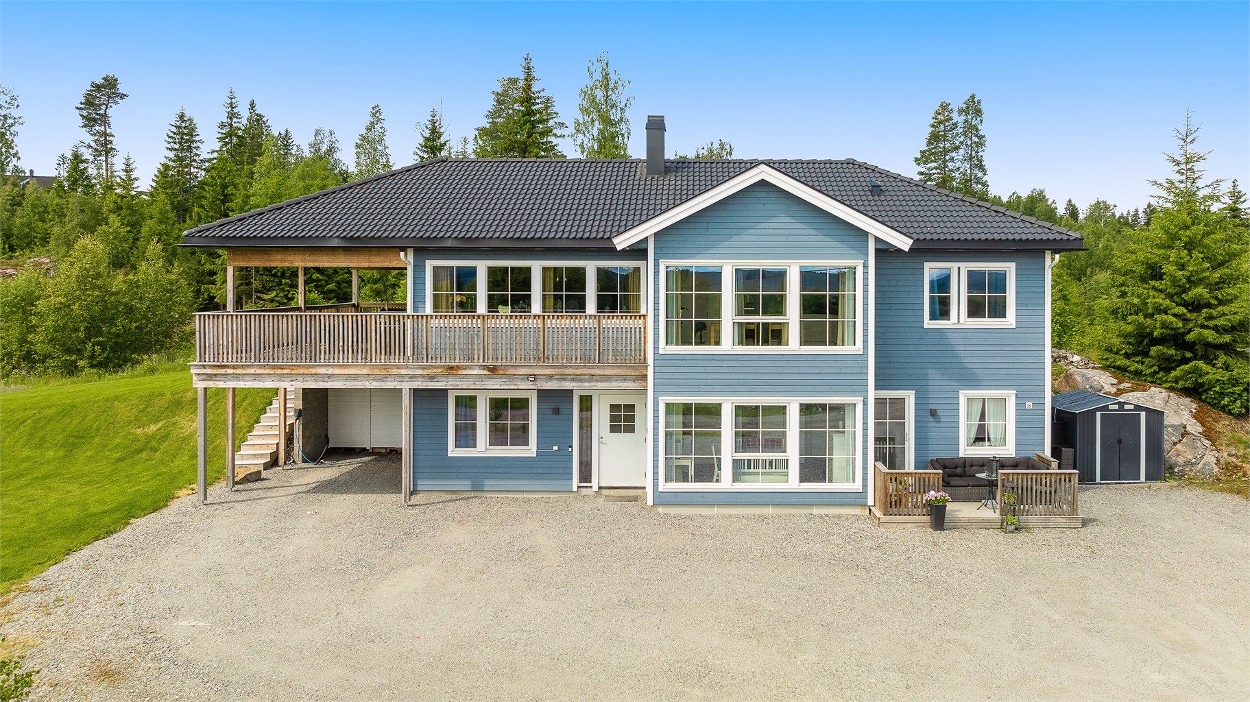 Fasade fra inngangspartiet