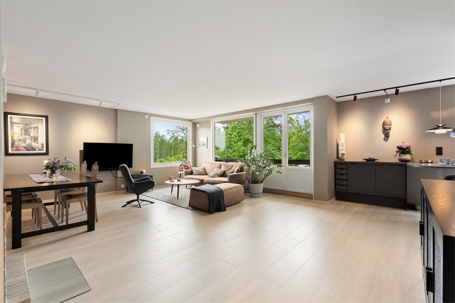 Her får du også garasjeplass i felle garasje