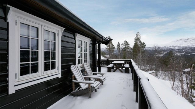 Stor og romslig terrasse på tilsammen 64 kvm