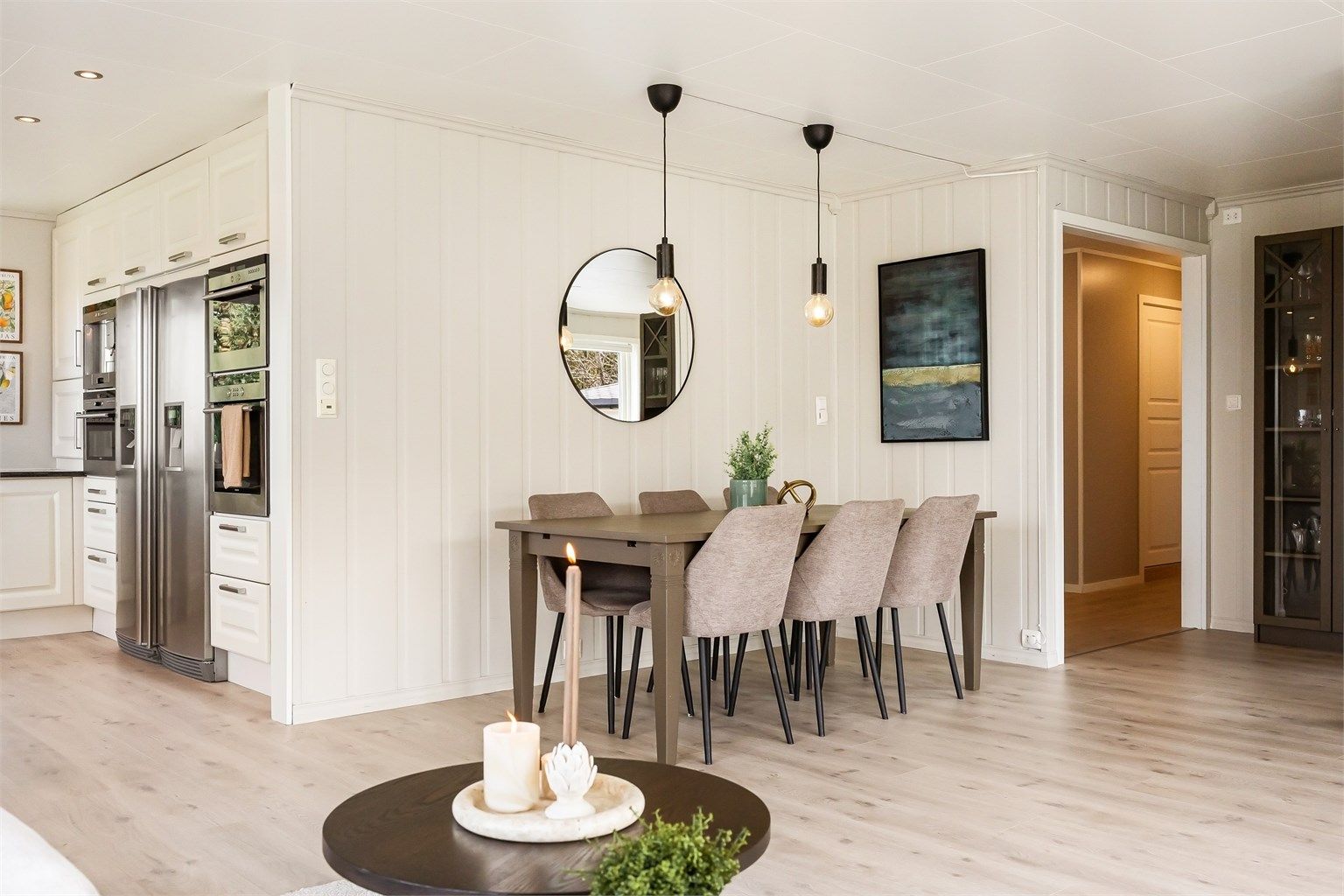 Side-by-side kjøle- og fryseskap medfølger også i handelen