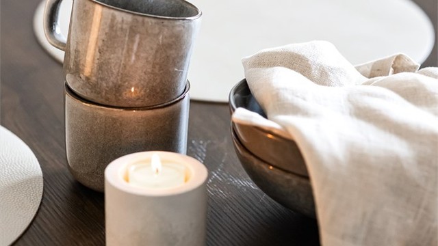 Lave kjøpsomkostninger (ingen dok.avgift). Det praktiseres ikke forkjøpsrett i borettslaget.