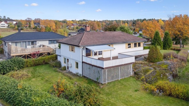 Velkommen til Furuholtet 50! - Presentert av Elisiff Wennersgaard v/Krogsveen Nesodden