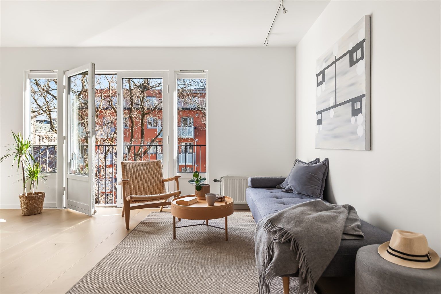 Velkommen til Hansteens gate 20! Praktisk leilighet med fransk balkong og kort gangavstand til sentrum.