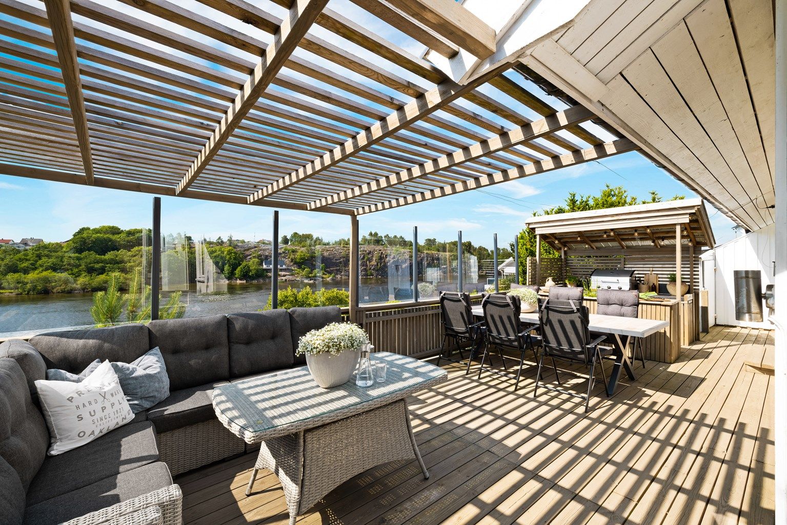 Gimleveien 5 blir presentert av Jørgen Sande Johansen i Krogsveen